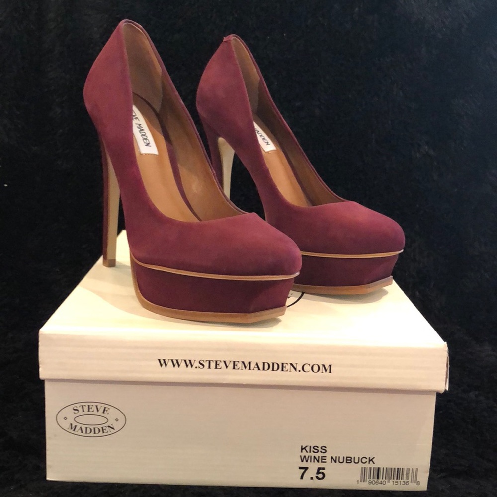 New in Box Steve Madden 7.5M (Wine) Kiss